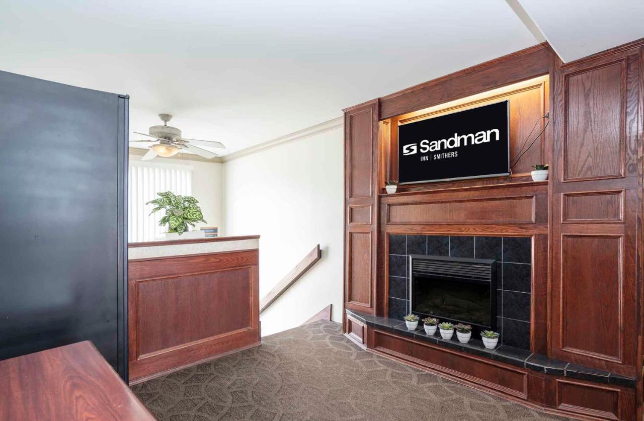 Sandman Inn Smithers Exterior photo